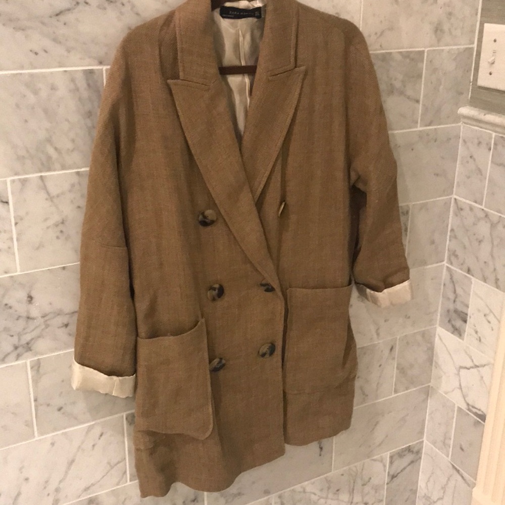 Zara “bloggers favorite” oversized linen blazer😍